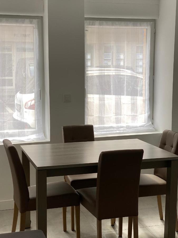 APPARTEMENT RDC AVEC 1 CHAMBRE à 5 METRES A PIED DE LA DIGUE DE LA PANNE Exterior foto